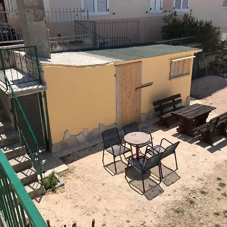 Apartment Nela Baska Voda Exterior photo
