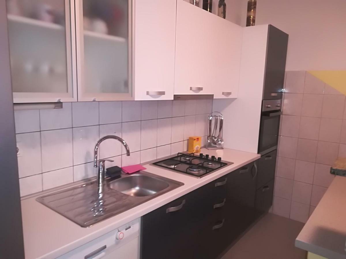 Apartment Nela Baska Voda