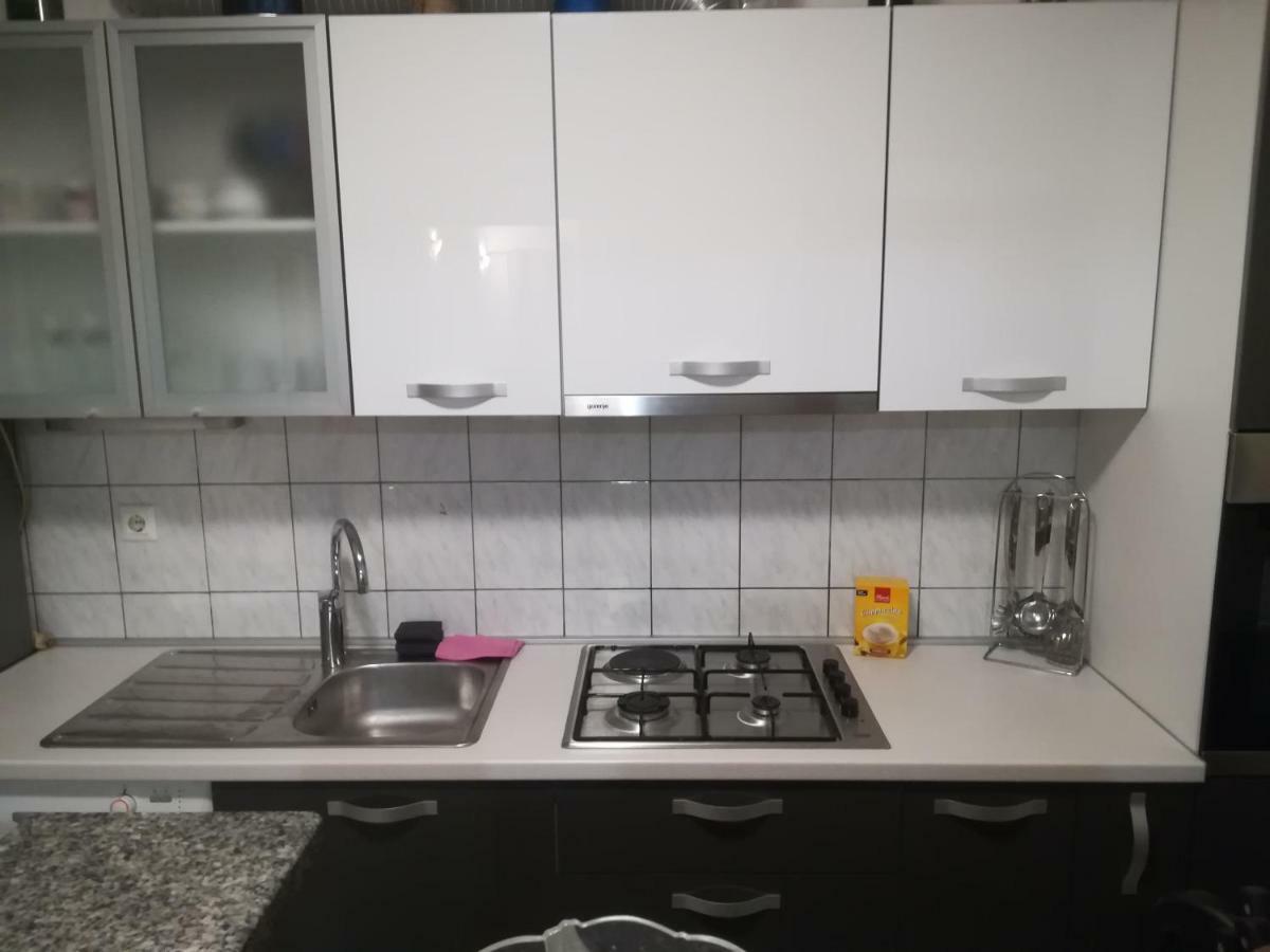 Nela Baska Voda